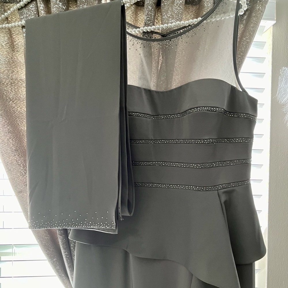 Mon Cheri Montage Formal Dress w/Shawl